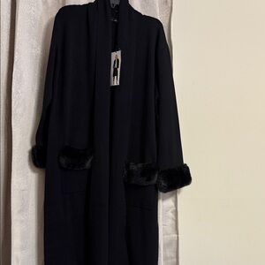 Chic Black Women's Robe with Faux Fur Accents